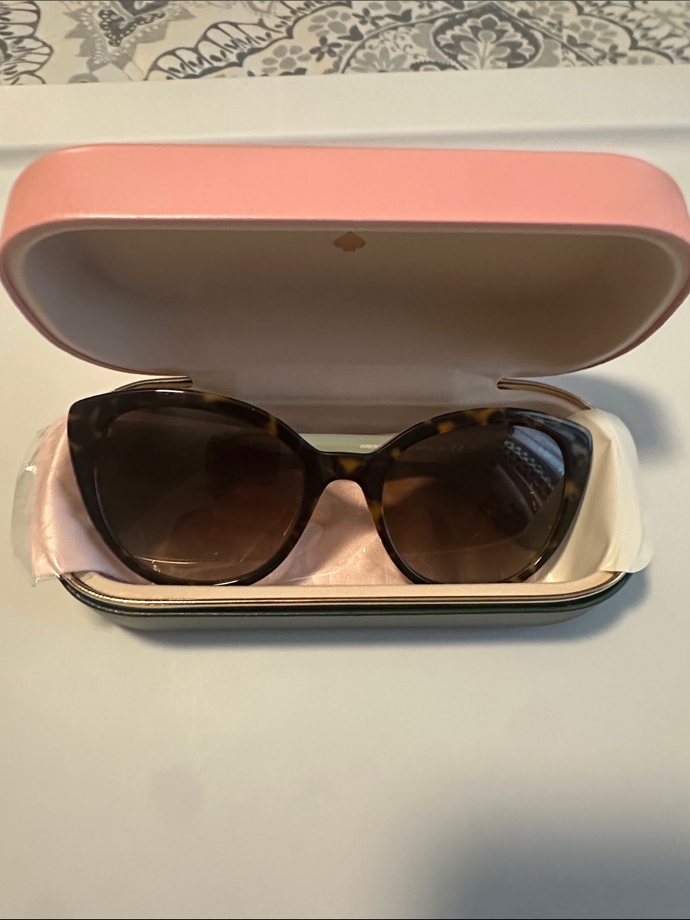 Kate Spade Brown Cat-Eye Sunglasses